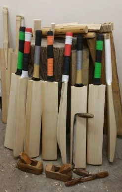 Custom Made Cricket Bat (Grade 1+ Willow) - Pro Players Edition -Ball Sports Shop 20160822 141945