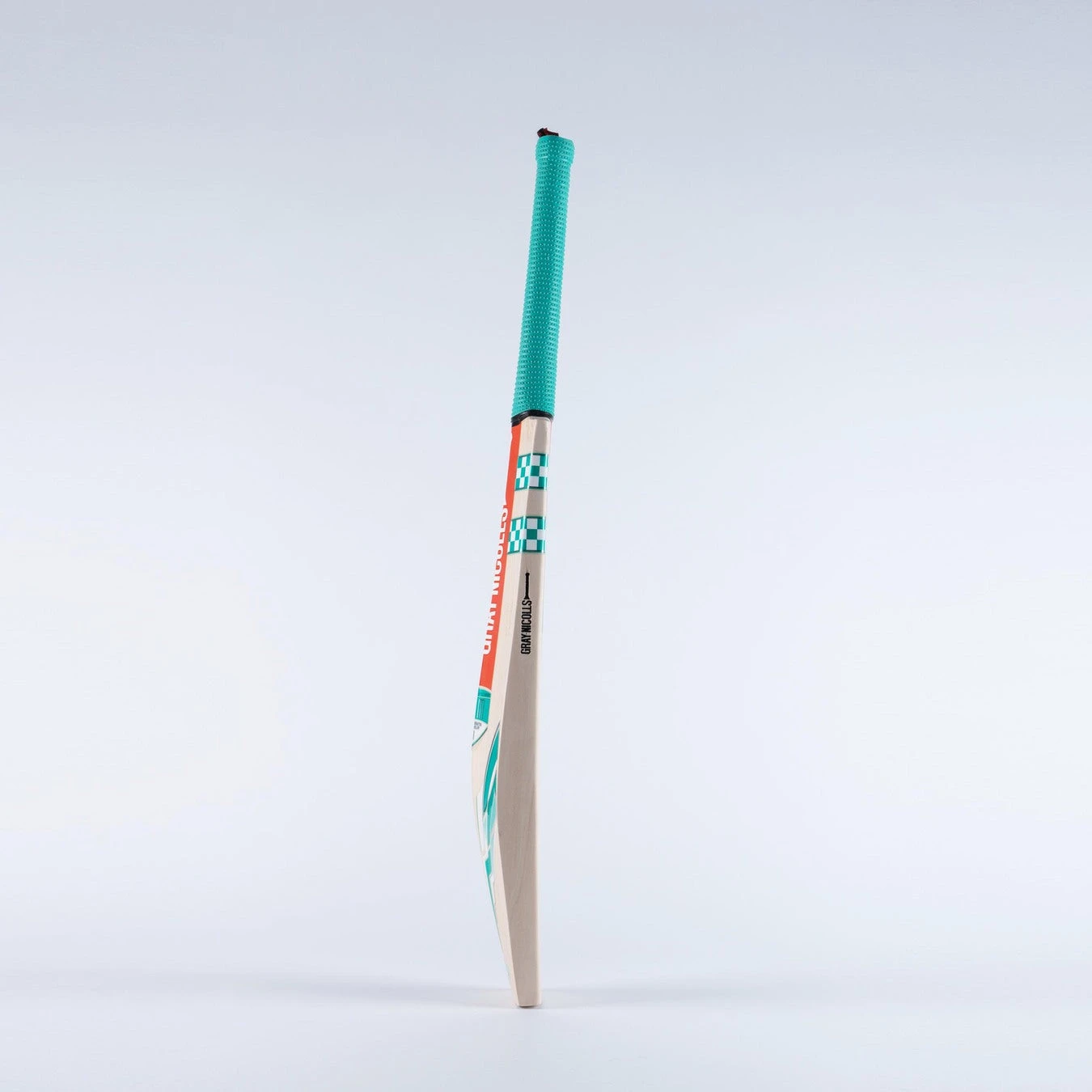 Gray Nicolls Gem 1.1 300 Cricket Bat 2 Gray Nicolls Gem 1.1 300 Cricket Bat - Image 2