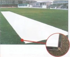 Flatlay Lightweight Pitch Covers (25m X 6m)